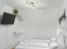 NAMI - ROBIN - Helle Apartments mitten in der Stadt