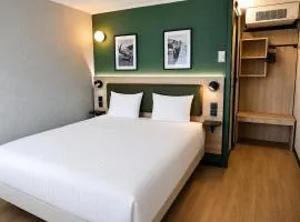 Kyriad Direct Le Bourget Gonesse