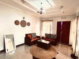 Ngorongoro Haven Inn & Day Safaris