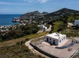 East and West, villa with endless views