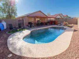 Cozy Desert Escape with Modern ComfortsVilla