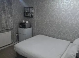 Cozy Erith Hideaway - Perfect for Couples