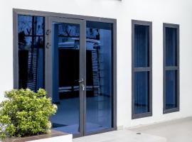 3Beds with BBQ grill and very fast wifi in Bonapriso, готель у місті Дуала