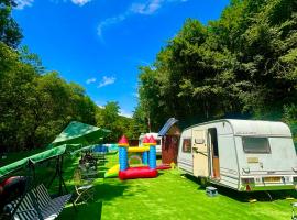 Cazare Camping Anca, Hotel in Fizeş