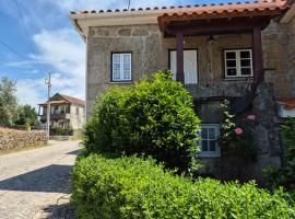 Casa das Pédrinhas Pousade Guarda, hotelli kohteessa Guarda