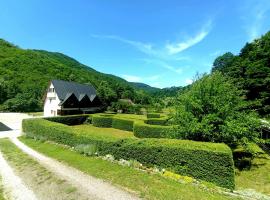 Pensiunea Poarta Raiului, hôtel à Cugir