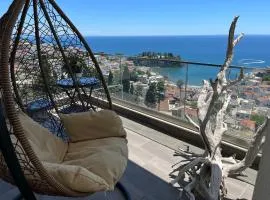 Skyline Sea View Apartment