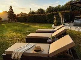 THAλEIA Holiday Home