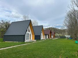 Căsuțele H - Cabane A-Frame, Ciubăr, Cheile Doftanei, hotel di Lunca Mare