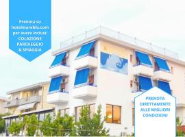 Hotel Mare Blu -- boutique, hotelli kohteessa Pineto
