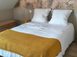 La Grange aux Moines, Hotel in Berthenay