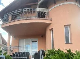 Termálfürdő Apartman Igal -130 méterre a fürdőtől