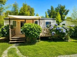 Mobil-home dans le calme du Domaine de Lanniron R24