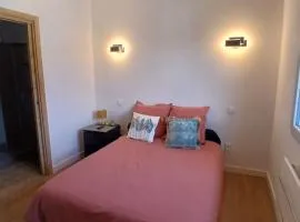 chambre avec salle de bain privative