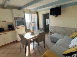 F2 apartments with panoramic sea views, hotel i Farinole