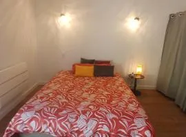 chambre avec salle de bain privative