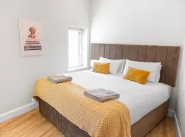 Gardiner House Accommodation - Room 12
