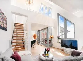 Luxury Penthouse for 8 - Center - Parking - Therme 8 min - Airport 15 min