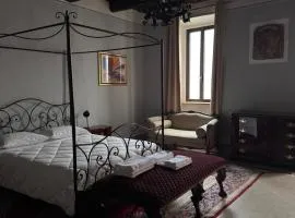 Palazzo Nobiliare Crescenzi