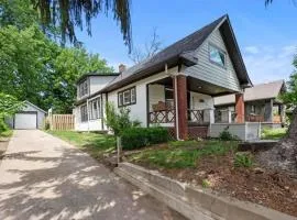 Charming KC retreat-2BR near KU Med