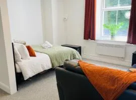 Cuddfan Bach - Centrally located Pembrokeshire apartment