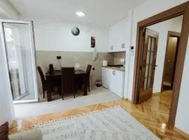Matović 6