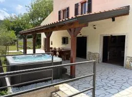 Holiday House Nono Đildo