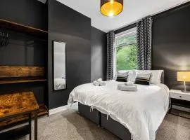 3 BR Home Close to MCR City Centre