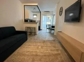 studio cosy proche centre avec balcon - Tramway au pied