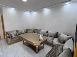 LouJMed Apartment