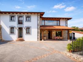 Casa Llanes con Jardín, Vistas y Barbacoa – Maruja, hotel en La Pereda de Llanes