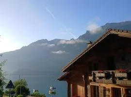 Chalet Diana Lakefront