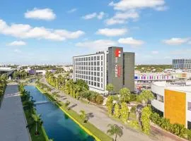 Fiesta Inn Express Cancún Cumbres