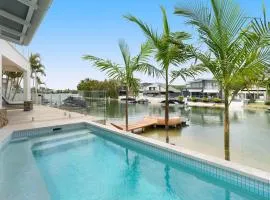 Lucy - Noosa - Noosaville