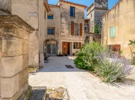 Les Greniers Du Chateau