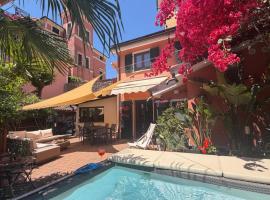 Very nice flat in Lerici 5 terre Villa Aurora in centro con parcheggio โรงแรมในเลริชี