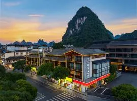 Pine House Yangshuo West Street