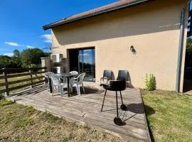 Casa Beynat - 4 pers - Lac de Miel à 1km - climatisé - parking - Beynat