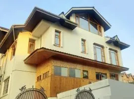Bhasin Homestay