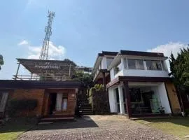 Jayagiri Inn