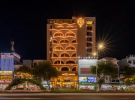 The IRIS SIGNATURE HOTEL AND SPA, отель в Кантхо