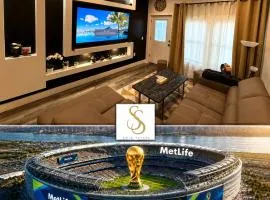 The Luxury Suite - 1BR with Gym & Office