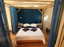 Grand loft de charme climatisé au cœur du vieux Sète, à 20 pas du canal