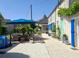 Halte détente chez Sylvie près A71 Bourges - chambres avec sauna, billard, repas sur demande