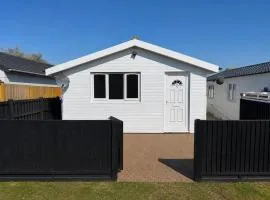 Relaxing Family Chalet in Leysdown-on-Sea