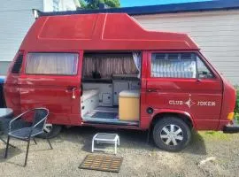 Youth VW Hostel - Westy Glamping - Good Vibes Only