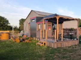 Tiny house familiale à la ferme pédagogique - Spa inclus - 1h30 de Paris
