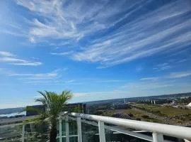 FLAT TOP no Ed SAINT MORITZ, Requinte e Conforto, Região Central de Brasília, NOVO, Executivo ou Família