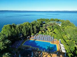 Parc Hotel Gritti – hotel w mieście Bardolino