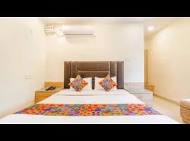 Hotel Royal Aanandam